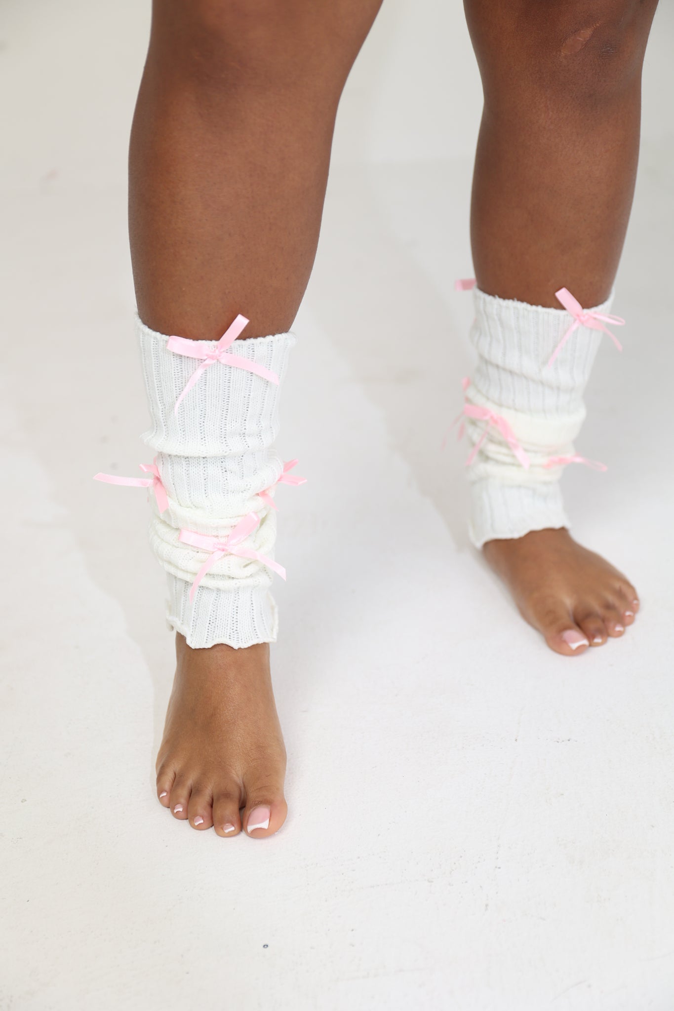 Cozy Leg Warmers - White/Pink