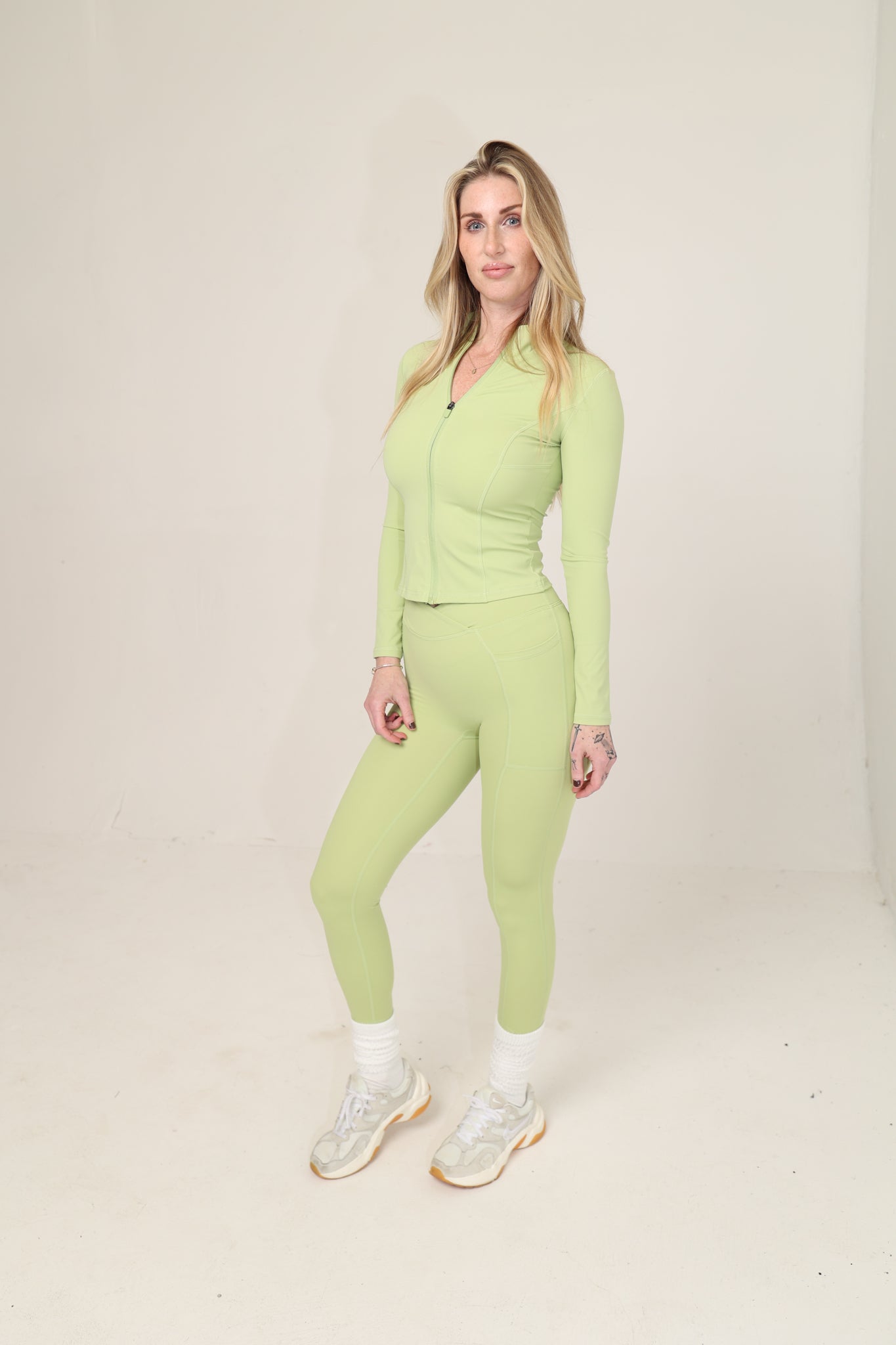 Fit Babe Zip Set - Kiwi