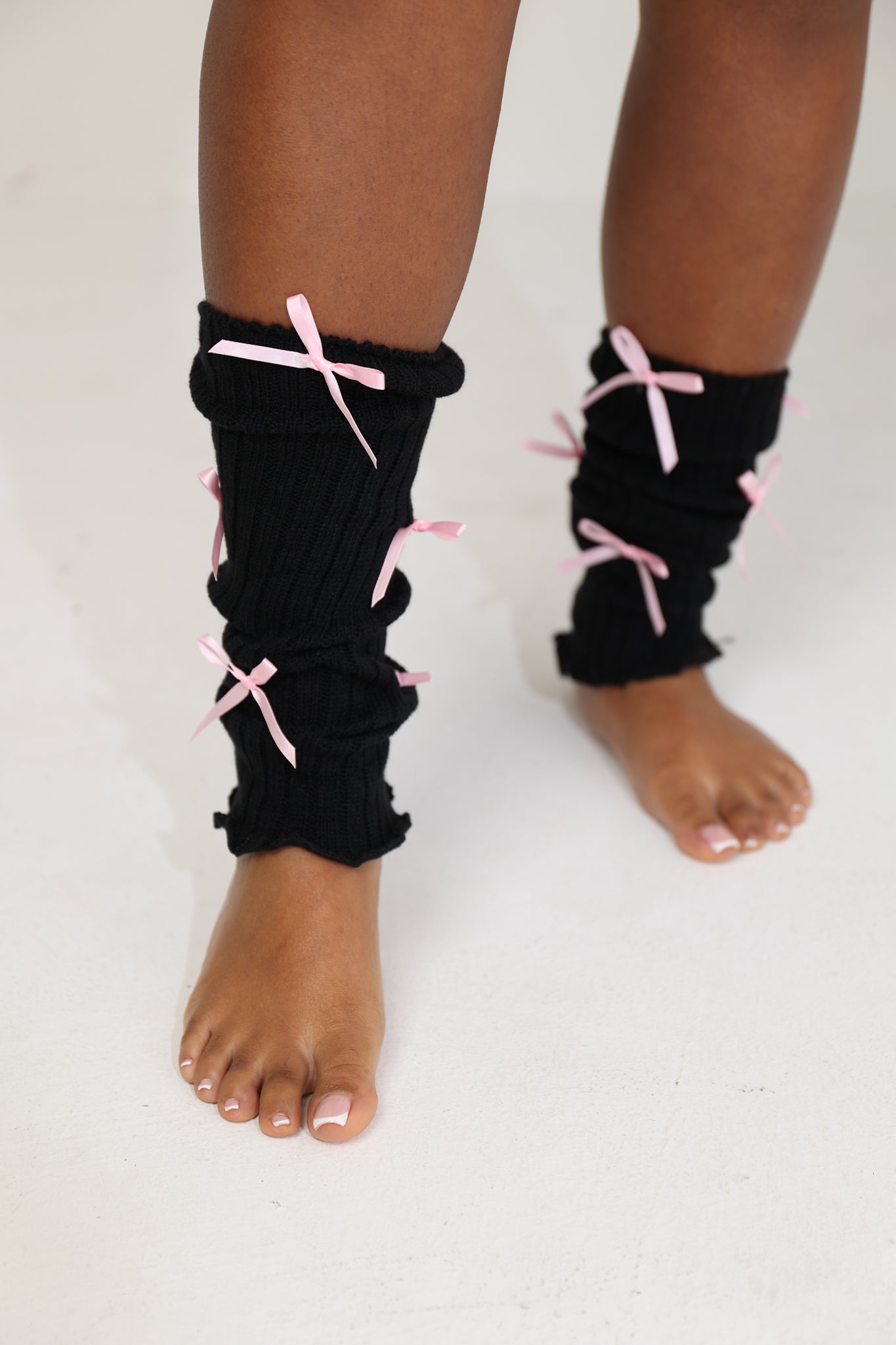 Cozy Leg Warmers - Black/Pink